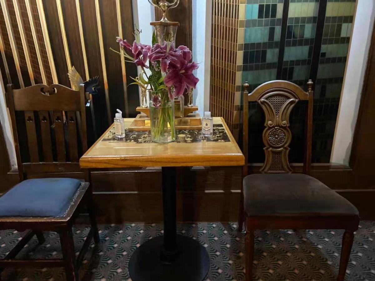 Rodmay Hotel พาวเวลล์ ริเวอร์ ภายนอก รูปภาพ