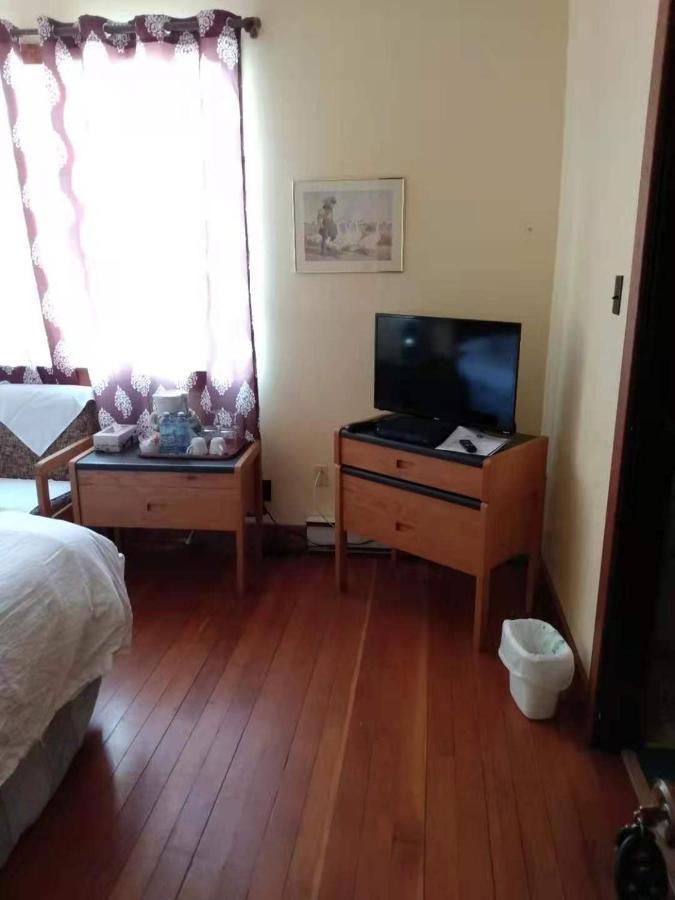 Rodmay Hotel พาวเวลล์ ริเวอร์ ภายนอก รูปภาพ