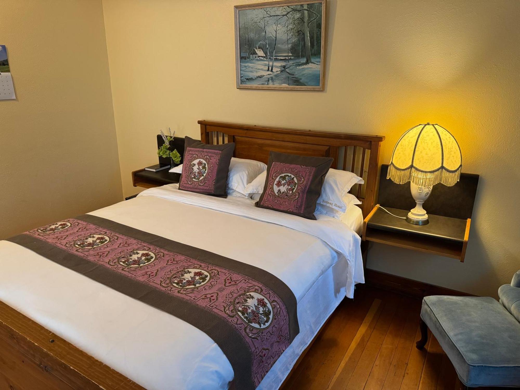Rodmay Hotel พาวเวลล์ ริเวอร์ ภายนอก รูปภาพ