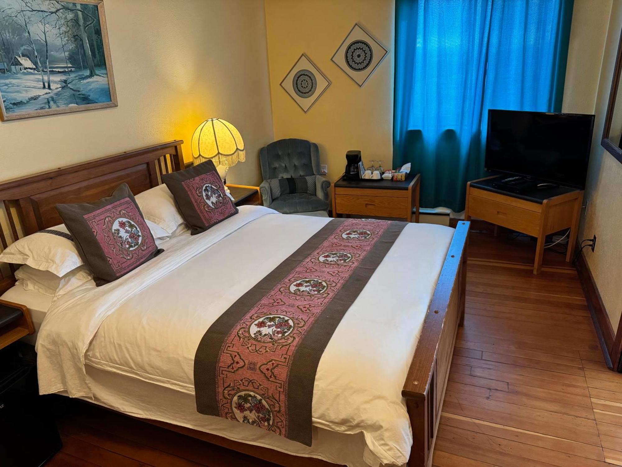 Rodmay Hotel พาวเวลล์ ริเวอร์ ภายนอก รูปภาพ
