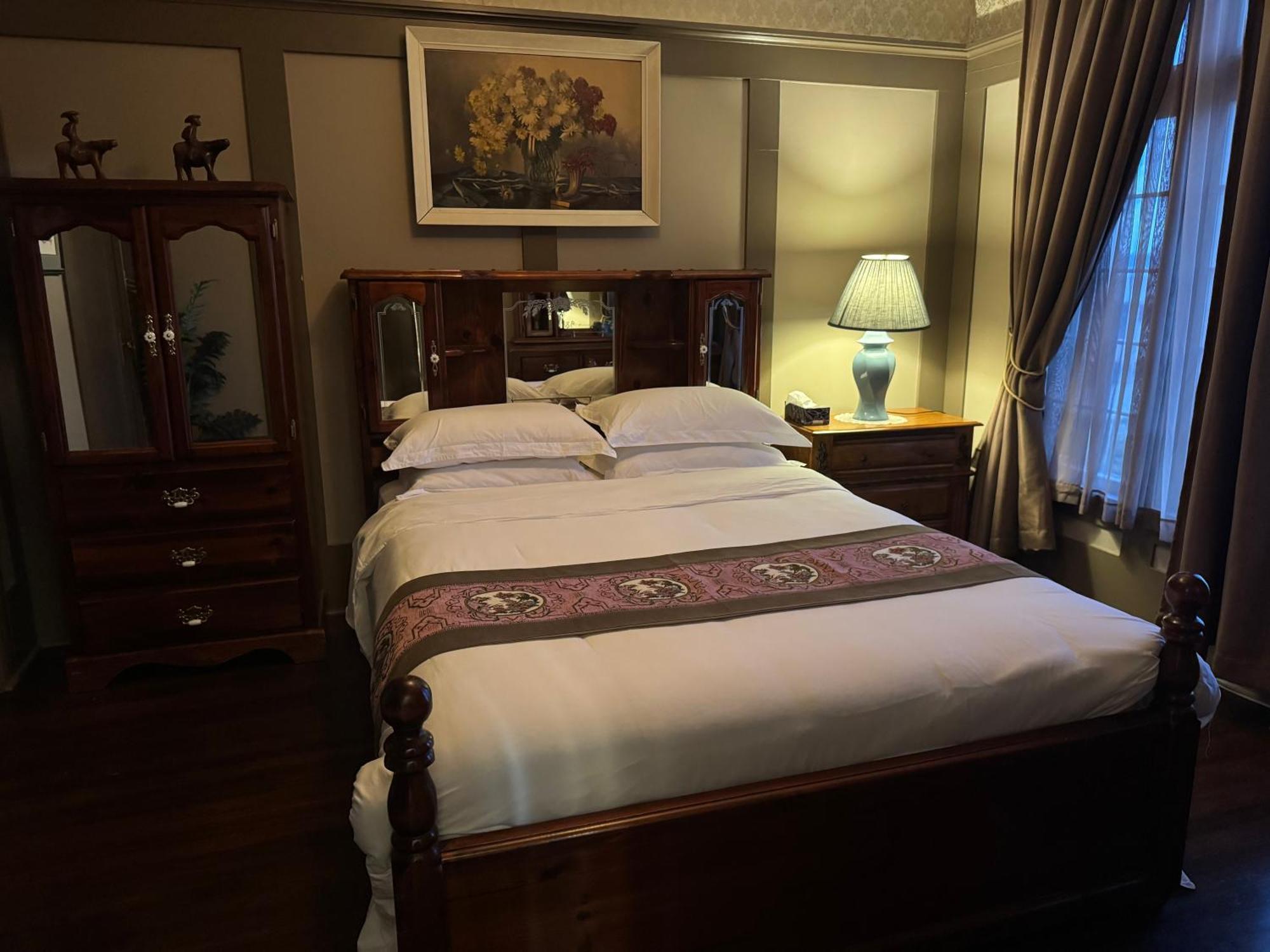 Rodmay Hotel พาวเวลล์ ริเวอร์ ภายนอก รูปภาพ