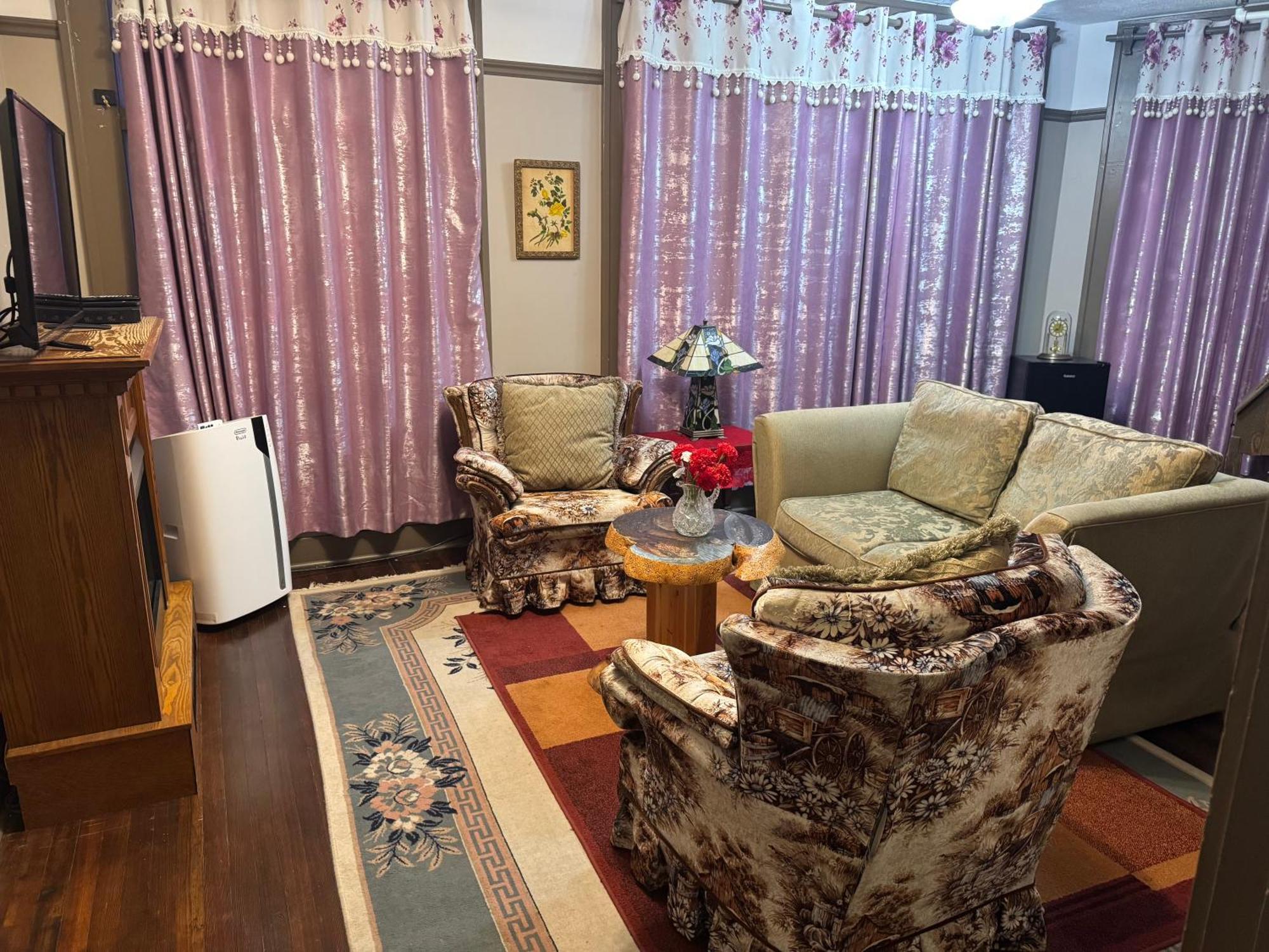 Rodmay Hotel พาวเวลล์ ริเวอร์ ภายนอก รูปภาพ